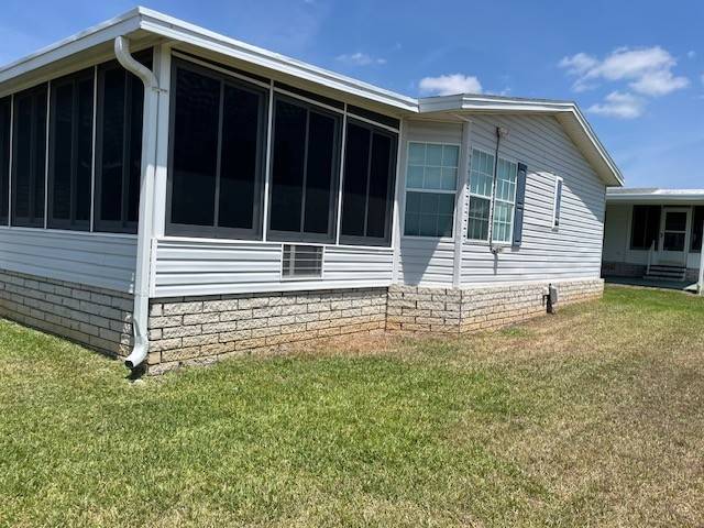 1207 Las Brisas Lane a Winter Haven, FL Mobile or Manufactured Home for Sale